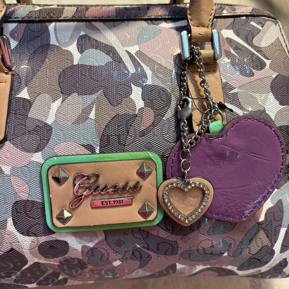 🔥Guess Multicolor Camouflage Satchel - Picture 8 of 14